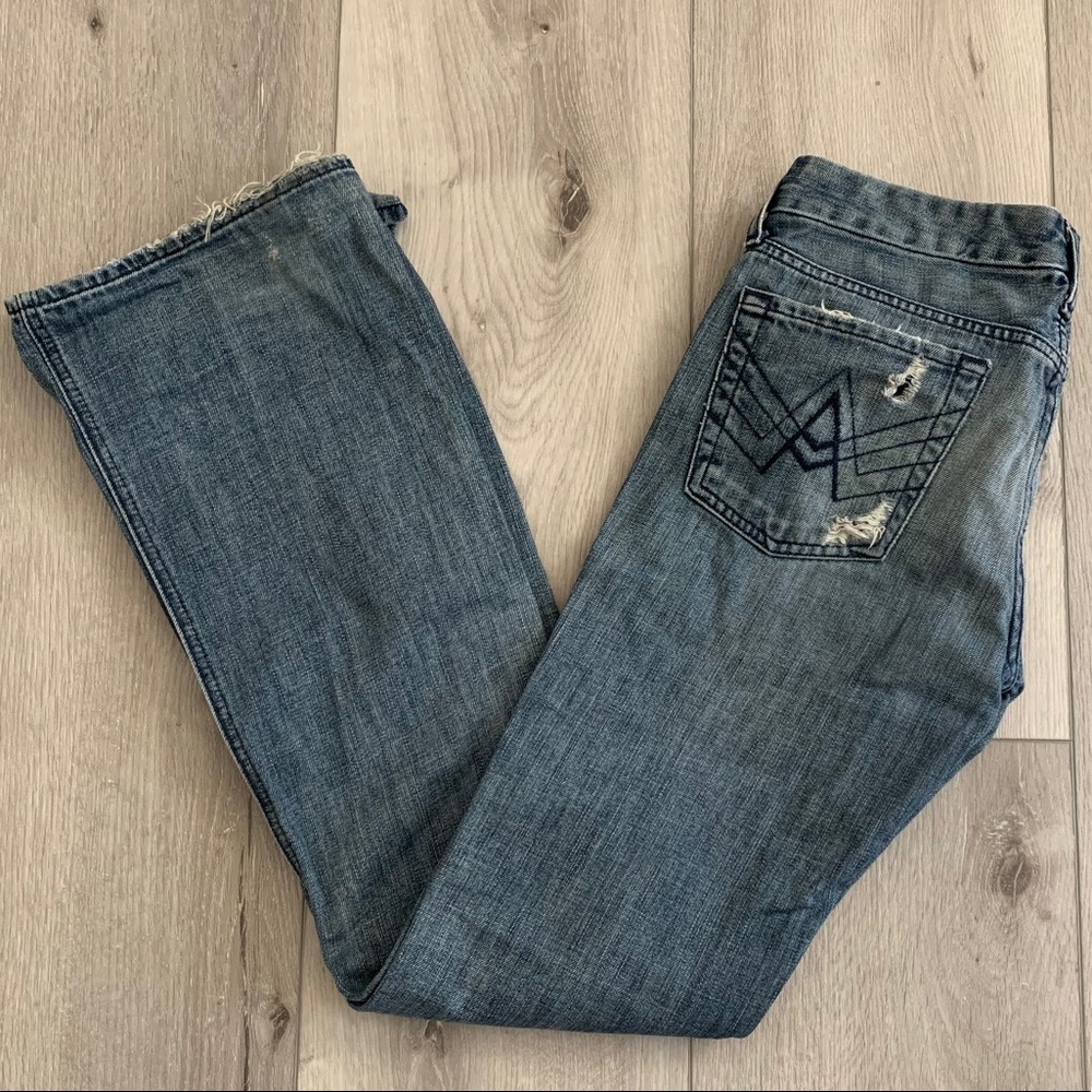 A Pocket Bootcut 7 Jeans size 27